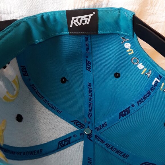 YOLO Hip Hop Turquoise, Black, White & Yellow Snap Back Cap - NWOT - Picture 4 of 4